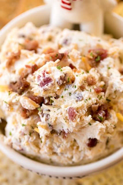 Cracked Out Chicken Dip - this stuff is SO addicting! CRAZY good!! Chicken, cream cheese, ranch mix, bacon, cheddar cheese and milk. This makes a ton! Great for parties! Can make ahead and refrigerate until ready to serve. Everyone LOVES this dip! Cream Cheese Chicken Dip, Cracked Out Chicken, Bacon Ranch Dip, Chicken Cream Cheese, Chicken Rotisserie, Cracked Out, Chicken Dip Recipe, Ranch Mix, Chicken Appetizers