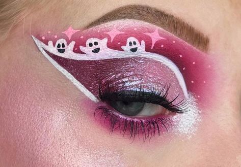 Pink Halloween Eye Makeup, Halloween Eye Makeup Looks Easy, Candy Eye Makeup, Pastel Halloween Makeup, Ghost Eye Makeup, Spooky Eye Makeup, Fun Halloween Makeup, Graphic Eye Makeup, October Makeup