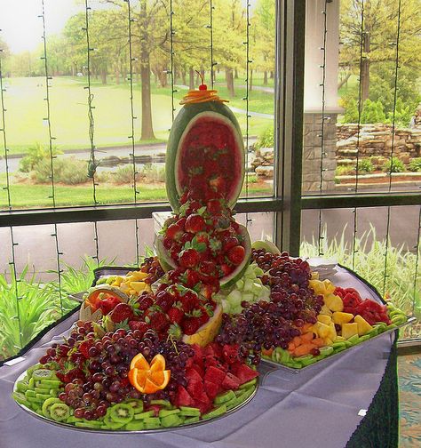 cascading+fruit+displays | Cascading Fruit | Flickr - Photo Sharing! Fresh Fruit Platter Display Ideas, Tropical Fruit Display, Jungle Fruit Display, Fruit Display Ideas, Fruit Cascade Display, Fruit Cascade, Cascading Fruit Centerpiece, Fruit Tables, Fruit Buffet