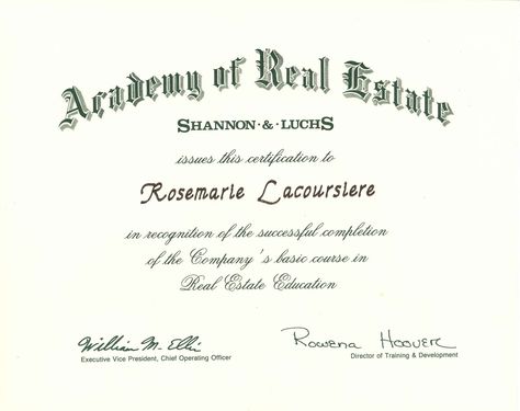 Real Estate License Picture, Real Estate Certificate, Real Estate Developer Aesthetic, Real Estate License Vision Board, Real Estate License Certificate, Real Estate School Aesthetic, Real Estate License Aesthetic, Realtor Career, Real Estate Agent License