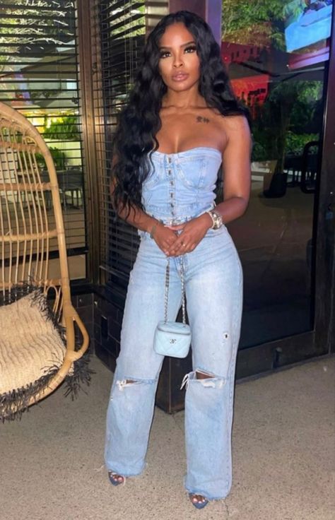 Jean Corset Top Outfit Black Women, Bells Bottom Jeans Outfit, 22nd Birthday Outfits For Women, Off White Tank Top Outfit, Black Women Bday Outfits, Corset Outfit Black Women Classy, August Concert Outfit, All Blue Jean Outfits For Black Women, Sports Game Date Night Outfit