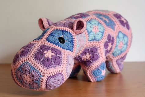 Happypotamus the Happy Hippo, African flower crochet toy. Pattern by Heidi Bears design. Granny Square Stuffed Animals, African Flower Turtle, African Flower Animals, Heidi Bears, Hippo Pattern, African Flower Crochet, Flower Animals, Crochet African Flowers, Crochet Hippo