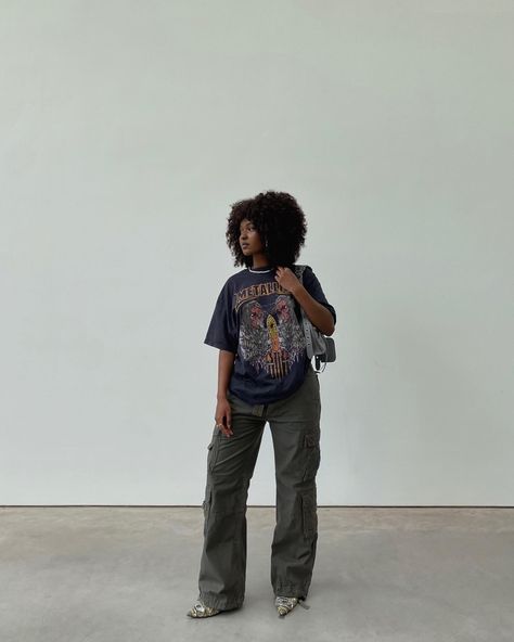 Baggy Pants Outfit Black Women, Baggy Pants Heels, Heels With Pants Outfit, Baggy Pants And Heels, Baggy Pants Outfit Women, Doja Henshaw, Tiana Core, Afro Outfits, Street Style Cargo Pants