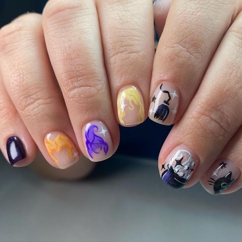 R E B E K A | nail tech on Instagram: "It’s just a bunch of hocus pocus! ✨ Right side was inspired by @nailartbyamyblair 🫶🏼 • • Perfect prep thanks to @ericasata ✨affiliate code - REBEKA10 or link in bio ✨ • Perfect base thanks to @luminary_nail_systems ✨ affiliate link in bio helps me out! ✨ • • • • • #nailedbyrebeka #nailart #naildesign #pittsburghnails #nailartist #handpainted #luminarynailsystems #drymani #structuredmanicure #ericasata #halloweennails #hocuspocus #hocuspocusnails" Hocus Pocus Nails Design, Sanderson Sisters Nails, Hocus Pocus Inspired Nails, Hocus Pocus Nail Ideas, Hocus Pocus Nails Simple, Halloween Nails Hocus Pocus, Hocus Pocus Nails Acrylic, Hocus Pocus Nail Art, Hocus Pocus Nail Designs