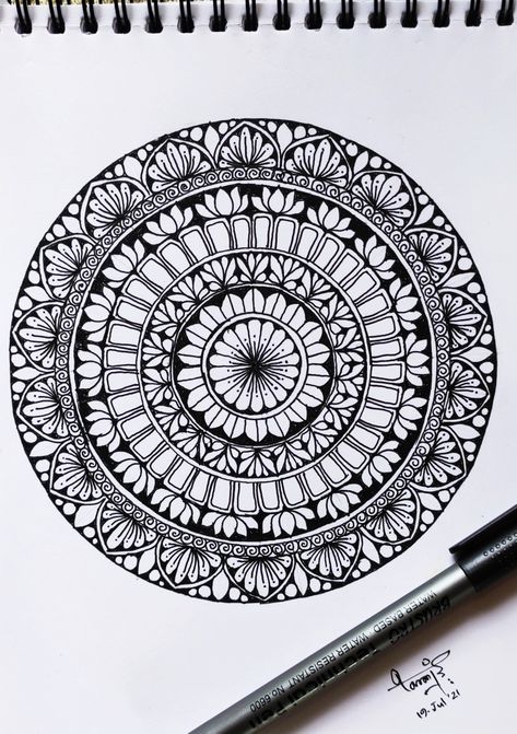 This was a 4 hours activity.. Weekend time pass too😄😊 Tea Glass Painting, Time Pass Drawing, Mandala Wall Art Murals, Mandala Procreate, Mandala Ideas, Mandala Book, Mini Mandala, Glass Splashbacks, Pencil Drawings For Beginners