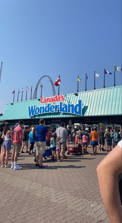 Canada Wonderland Aesthetic, Canadas Wonderland Aesthetic, Canada Wonderland, Canada Vibes, Wonderland Park, Canada's Wonderland, Canada Life, Canadas Wonderland, Canada Pictures