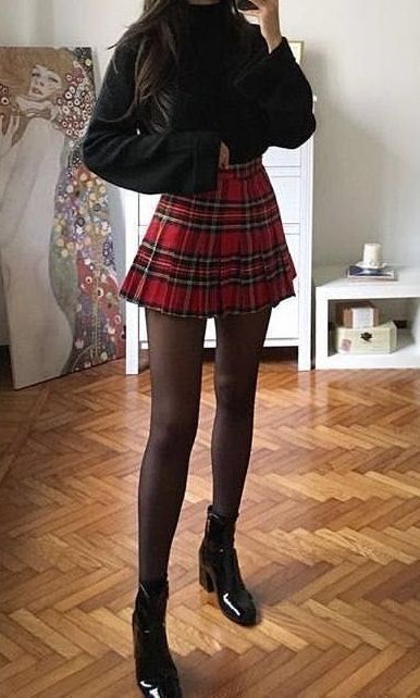 Faldas Rojas Outfit, Red Plaid Skirt Outfit, Checked Skirt Outfit, Red Skirt Outfits, Red Christmas Outfit, Ideas Disfraz, Christmas Fashion Outfits, Summer Outfit For Teen Girls, 2024 Goals