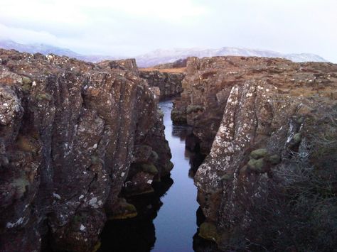 The mid atlantic ridge. Where The North American and European tectonic plates meet. Don't fall down there, the earth's core might eat you. nbd. Mid Atlantic Ridge Iceland, Mid Atlantic Ridge, Mid Ocean Ridge, Oceanic Ridge, Iceland Geothermal Pool, Divergent Boundary, Living Overseas, Plate Boundaries, Golden Circle Iceland