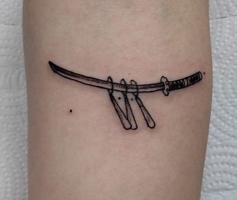 Roronoa Zorro Tattoo Design, Zoro Earrings Tattoo, Enma Zoro Swords Tattoo, One Piece Tattoo Ideas Zoro, Roronoa Zoro Swords Tattoo, Zoro Three Swords Tattoo, Small Zoro Tattoo, Roronoa Zoro Earrings, Zoro Tatoos Ideas