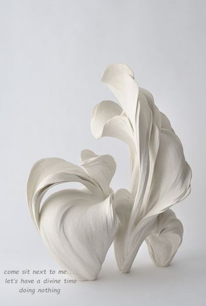 Sculptures Céramiques, Paper Sculpture, Abstract Sculpture, The Shape, Art Plastique, Organic Shapes, Ceramic Sculpture, Clay Art, A Flower