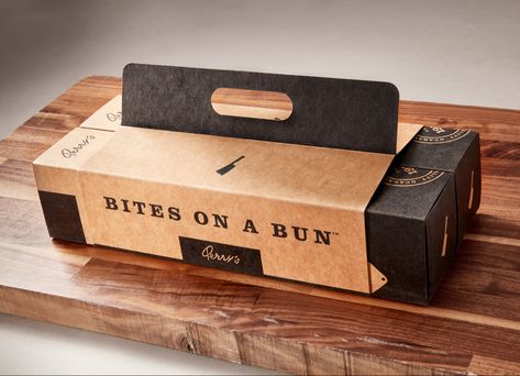 Food Box Packaging Design Creative, Sliders Packaging, Burger Box Design, Burger Box Packaging, Chicken Delivery, Nuts Packaging, Barber Shop Vintage, Burger Packaging, Unique Burgers