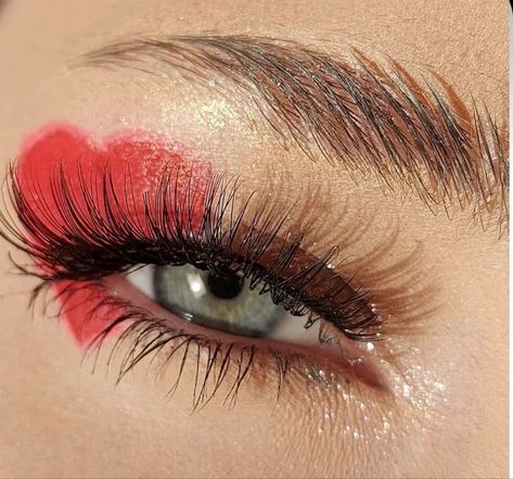 Heart Around Eye Makeup, Valentine’s Day Halloween Costumes, Cupid Inspired Makeup, Queen Of Heart Makeup Ideas, Queen If Hearts Makeup, Eye Heart Makeup, Red Party Makeup, Cupid Eye Makeup, Red Heart Queen Costume