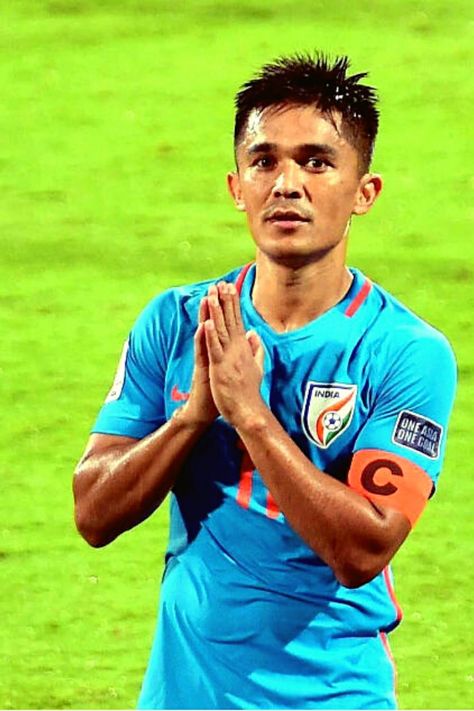 Sunil Chhetri Sketch, Sunil Chhetri Video, Sunil Chhetri Wallpaper, Sunil Chettri, Indian Football, Sunil Chhetri, Leaves Photography, Tiny Stories, Dhoni Wallpapers