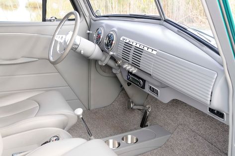 Chevy Truck Interior, Vintage Chevy Trucks, Rat Rod Trucks, Amc Gremlin, Chevy K10, Studebaker Trucks, Lowrider Trucks, Chevy 3100, Chevrolet 3100