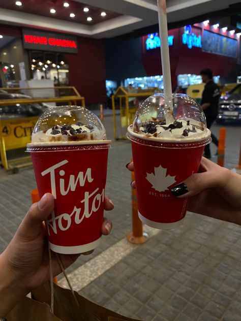 Coffee 
Tim hortons 
Choco chip frappe Tim Hortons Canada, Tim Hortons Coffee, Canada Christmas, Canada Pictures, Manifesting Vision Board, Toronto City, University Of British Columbia, Night Biking, Coffee Shop Aesthetic