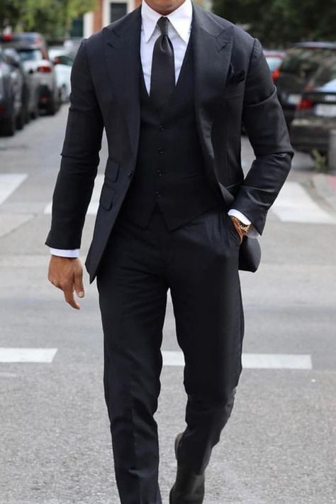 Full Black Suit Men Wedding, Black Three Piece Suit Men, Hashim Kardar, Full Black Suit, Three Piece Suit Wedding, Three Piece Suit Mens, Legal Wedding, Black Three Piece Suit, Wedding Suits Men Black