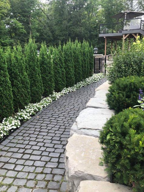 Side yard Hardscape Side Yard, Long Narrow Side Yard Ideas, Side Of Garage Landscaping Ideas, Side Yard Pathway Ideas, Landscaping Side Of House, Side Yard Ideas Narrow Between Houses, Side Of Driveway Landscaping, Side Of House Landscaping, Landscape Lighting Ideas