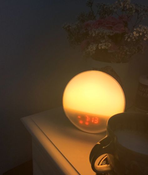 Early Clock Aesthetic, Alarm Clock Light, Sunlight Alarm Clock, 7am Alarm Clock Aesthetic, Sunrise Alarm Clock Aesthetic, Cute Alarm Clocks, Alarm Clock Aesthetic, Sunrise Clock, Sunrise Lamp