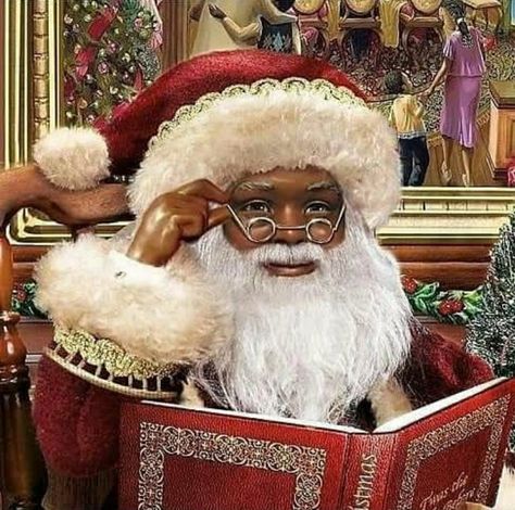 Santa Claus Wallpaper, Santa Pics, Black Christmas Cards, Black Santa Claus, African American Holidays, Black Christmas Decorations, Santa Claus Pictures, Black Pictures, African Christmas