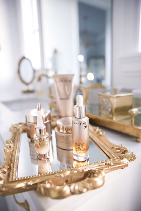 Gold Skincare, Lancome Skincare, Lancome Absolue, Luxurious Skincare, Hair And Makeup Tips, The Sweetest Thing, Best Skincare Products, Sweetest Thing, Skincare Brand