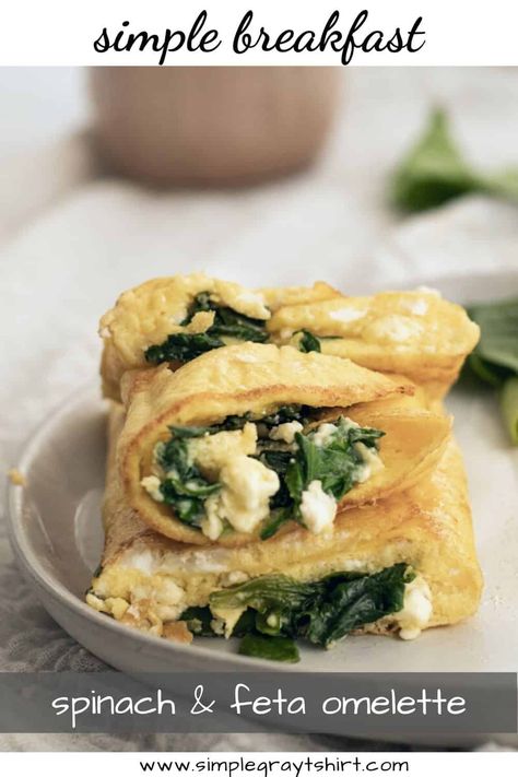 This spinach and feta omelet recipe is light, filling, healthy and delicious. And takes less than 10 minutes to make! Master the method and change your fillings to whatever you like! Omelette Breakfast Ideas, Feta Omelette Recipe, Best Pans For Cooking, Feta Omelette, 10 Minute Breakfast, Omelette Breakfast, Baked Omelette, Omelets Recipe, Spinach Feta