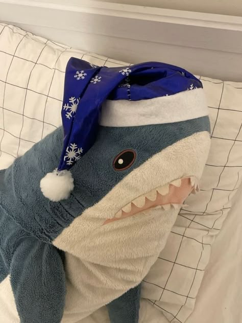 Christmas Ikea, Shark Meme, Ikea Shark, Shark Stuffed Animal, Shark Toy, Shark Plush, Shark Art, Cute Animal Memes, Cute Shark