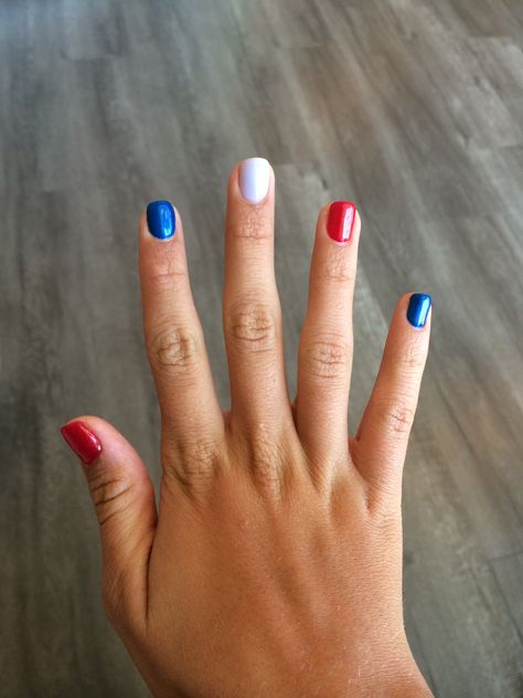 Easy Simple 4th Of July Nails, Shellac Nails 4th Of July, 4th Of July Nails Easy At Home, Solid 4th Of July Nails, 4th Of July Gel Nails Simple, Memorial Day Nails Gel Short, Simple 4th Of July Nails Acrylic, Simply 4th Of July Nails, 4th Of July Shellac Nails