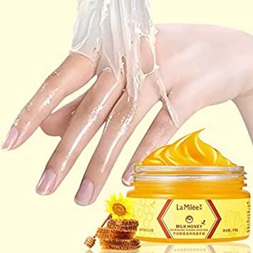 Beauty Hacks That Actually Work, Estilo Madison Beer, Hand Mask, Hand Wax, Skin Lightening, Korean Skin, Milk Honey, Skin Remedies, Shrink Pores