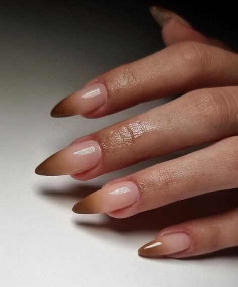 brown nails, brown aesthetic, brown nail, fall nails, fall nail art, nail ideas Ombré Brown Nails, Nude And Brown Nails, Transition To Fall Nails, Dark Ombre Nails, Brown Ombre Nails, Fall Ombre Nails, Classic Nail Art, Fall Ombre, Girls Nail Designs