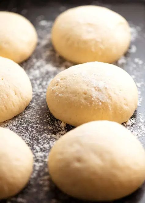 Balls of naan dough rising Indian Banquet, Tin Eats, Recipes With Naan Bread, Pizza Roll, Spinach Curry, Naan Recipe, Recipetin Eats, Recipe Tin, Flatbread Recipes