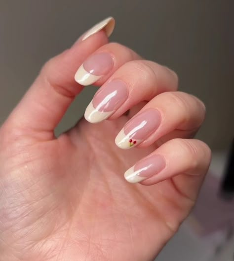 Hailey Bieber Nails Cherry, Hailey Bieber Strawberry Nails, Cherry French Nails, Cherry Nail Art, Cherry Nail, Euphoria Nails, Cherry Blossom Nails, Plain Nails, Lavender Nails