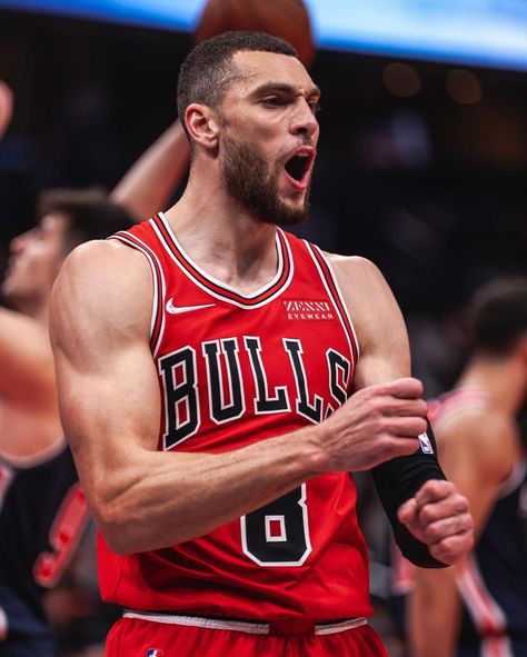 Zack Lavine, Bright Blonde Hair, Zach Lavine, Nba Chicago Bulls, Bright Blonde, Basketball Pictures, Chicago Bulls, All Star, Blonde Hair