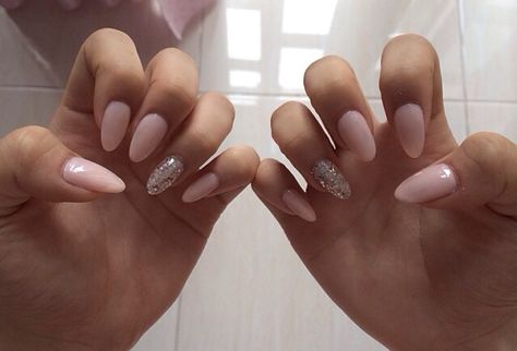 Almond nails with a glitter accent ring finger Ring Finger Different Nail Polish, Ring Finger Nails, Beige Nails, Nail Ring, Sparkling Rings, Nail Extensions, Accent Nails, Ring Finger, Almond Nails