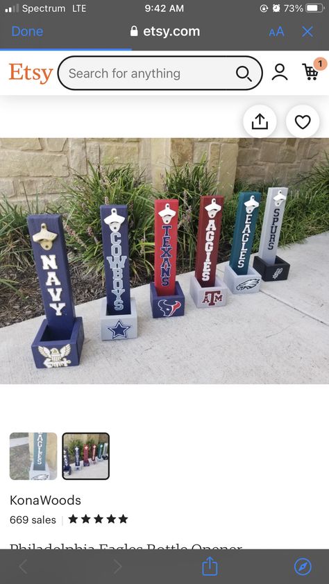 Diy Sports Wood Projects, Nfl Wood Projects, Dallas Cowboys Signs Wood, Wooden Football Yard Signs, Dallas Cowboys Wood Art, Small Wooden Projects, 2x4 Wood Projects, Bottle Top Crafts, Outdoor Planter Boxes