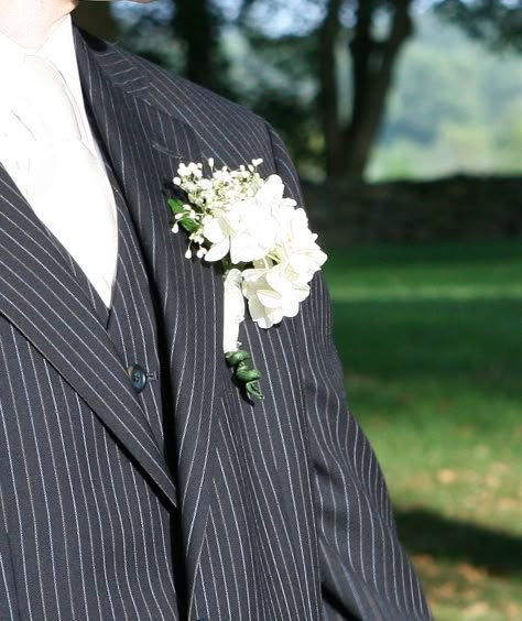 Hydrangea boutonniere Hydrangea Corsage, Hydrangea Boutonniere, Bridesmaids Blue, Wedding Plans Ideas, Floral Arrangement Ideas, Chelsea Wedding, Hydrangea Bouquet, Hydrangeas Wedding, Bridal Bouquet Flowers