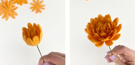 Felt Daisy, Bouquet Of Daisies, Felt Flower Tutorial, Felt Flower, Flower Tutorial, Beautiful Bouquet, Felt Flowers, Chrysanthemum, Daisy