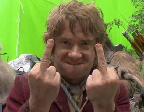 The 21 Most Glorious Photos Of Bilbo Baggins Giving The Finger Flipping Off The Camera, Flipping Off, Flipping The Bird, Sherlock Holmes Benedict, Fili And Kili, Benedict And Martin, Sherlock Quotes, Lord Of Rings, Desolation Of Smaug