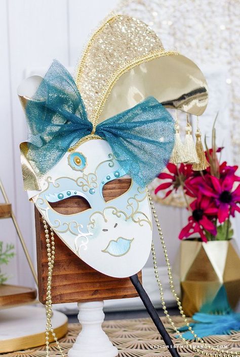 Mask Venice, Carnival Crafts, Venice Wedding, Theme Carnaval, Mask Paper, Fancy Ribbon, Venice Mask, Venetian Carnival Masks, Summer Cut