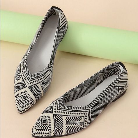 Arch Support Sandals, Zapatos Mary Jane, Printed Flats, Pointed Flats, Women Flats, Flats Patterns, Black Ballet Flats, Womens Ballet Flats, Flats Shoes