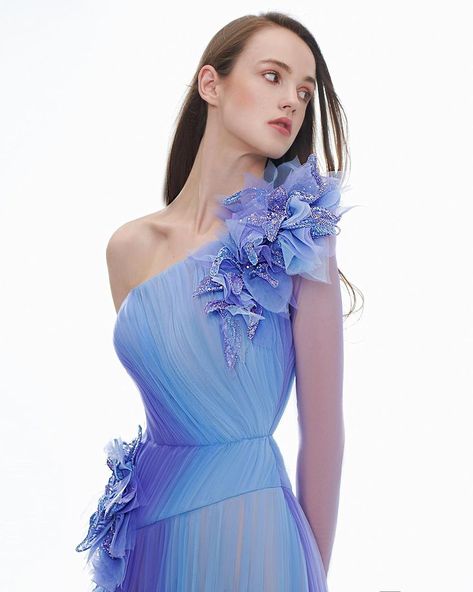 Géyanna Youness Haute Couture (@maisongeyanna) • Instagram photos and videos Cornflower Dress, Fashion Trend Forecast, Blue Palette, Short Party Dress, Fantasy Dress, Trend Forecasting, Cornflower Blue, Gorgeous Gowns, Maid Of Honor