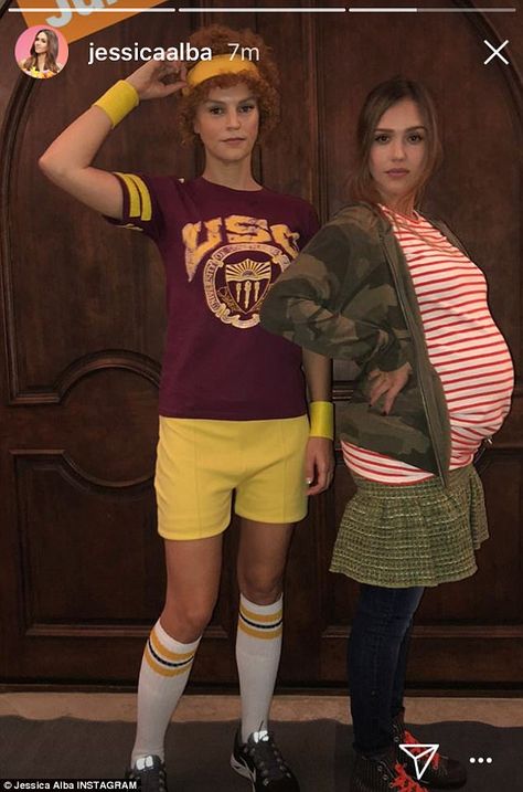 Juno Halloween Costume, Juno Costume, Costumes 2023, Funny Couple Costumes, Halloween Parejas, Top Halloween Costumes, Best Celebrity Halloween Costumes, Celebrity Costumes, Beloved Movie