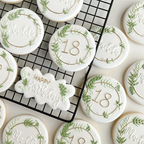 18th Birthday Cookie Ideas, Sage Green Cookies Birthday, 18th Birthday Cookies Decorated, 18th Birthday Cookies, 50th Bday Cake, 13th Bday Ideas, Bday Cookies, Green Birthday Cakes, Baptism Cupcakes