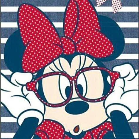 Minnie de óculos Disney Mignon, Minnie Mouse Pictures, Minnie Mouse Images, Retro Disney, Disney Background, Wallpaper Disney, Mickey Mouse Wallpaper, Minnie And Mickey, Wallpaper Tumblr