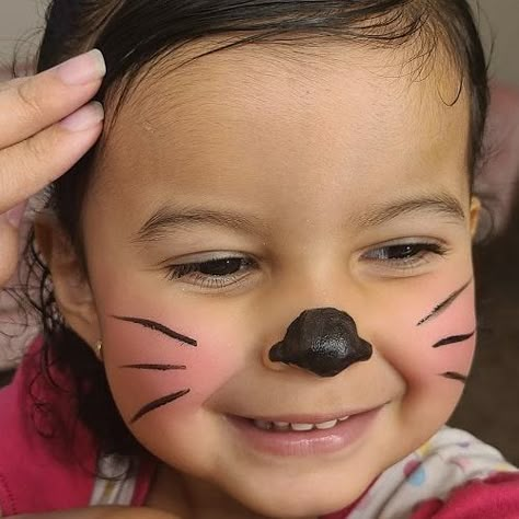 Quick And Easy Face Painting Ideas, Easy Animal Face Paint, Quick Face Painting Ideas For Kids, Cat Face Paint Easy, Minnie Mouse Face Painting, Mouse Face Paint, Puppy Face Paint, Kids Face Painting Easy, Minnie Mouse Makeup