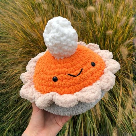 Fall crochet patterns Orange Filling, Fluffy Crochet, Crochet Pour Halloween, Crochet Autumn, Pumpkin Crochet, Custom Bunny, Crochet Plushies, Fall Crochet Patterns, Crocheting Ideas