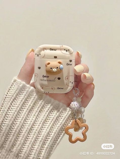 Cute Earpods, Airpods Case Aesthetic, Aesthetic Airpods, Hp Aesthetic, Cute Ipod Cases, Head Phones, Case Aesthetic, Pretty Phone Cases, What In My Bag