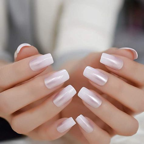 Square Ombre, Nails Shimmer, Ombre French Nails, Manikur Kuku, Nail Shimmer, Pearl Nails, White Nail Designs, White Nail, Gradient Nails