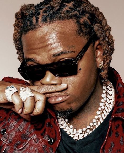 Rapper Sunglasses, Dread Hairstyles For Men, Camilla Mendes, Tattoos With Kids Names, Dreadlock Styles, Twist Styles, Modern Sunglasses, Hair Twist Styles, Dread Hairstyles