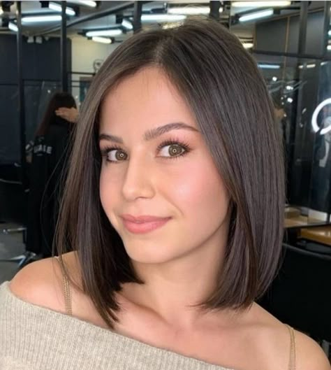 Above Shoulder Hair, Above Shoulder Length Hair, Modern Bob Haircut, Shoulder Length Bob Haircut, Bob Haircut For Fine Hair, Shoulder Length Hair Cuts, Haircuts For Medium Hair, Hair Collection, Haircuts For Fine Hair