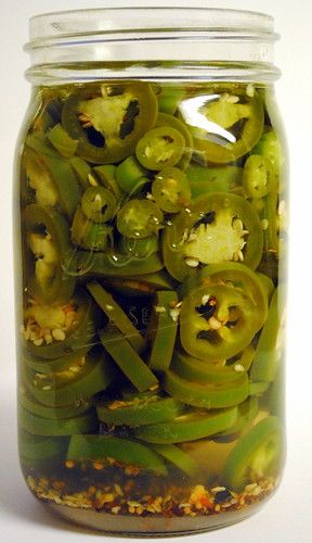 Jalapeno Pickled, Pickled Chillies, Pickled Jalapeno Peppers, Pickled Jalapenos, Pickled Jalapeño, Recipe Mexican, Jalapeno Recipes, Pickling Jalapenos, Homemade Pickles